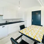 Cozy Apartment In Oostende With Kitchen
