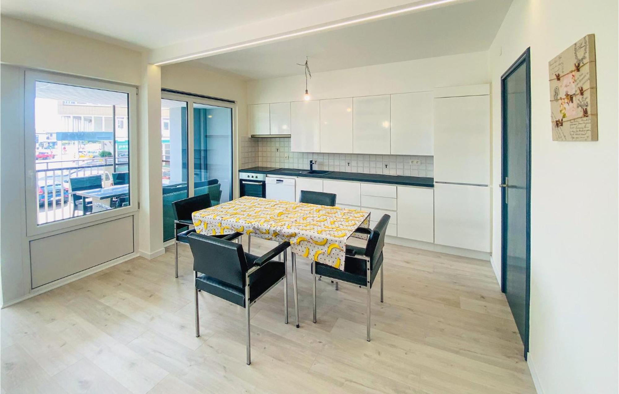 Appartement Cozy In With Kitchen Oostende